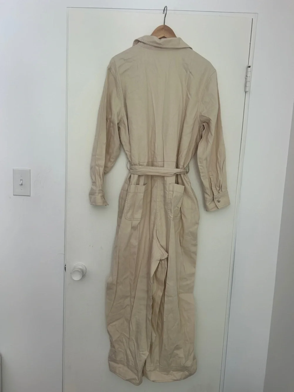 Banana Republic Cream Button-Front Jumpsuit with Tie Waist - Picture 4 of 4